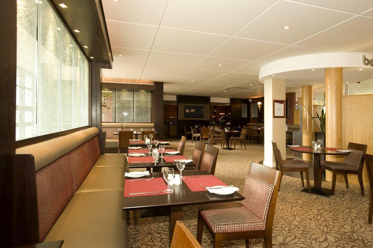 Premier Inn Dublin Airport Swords Ngoại thất bức ảnh