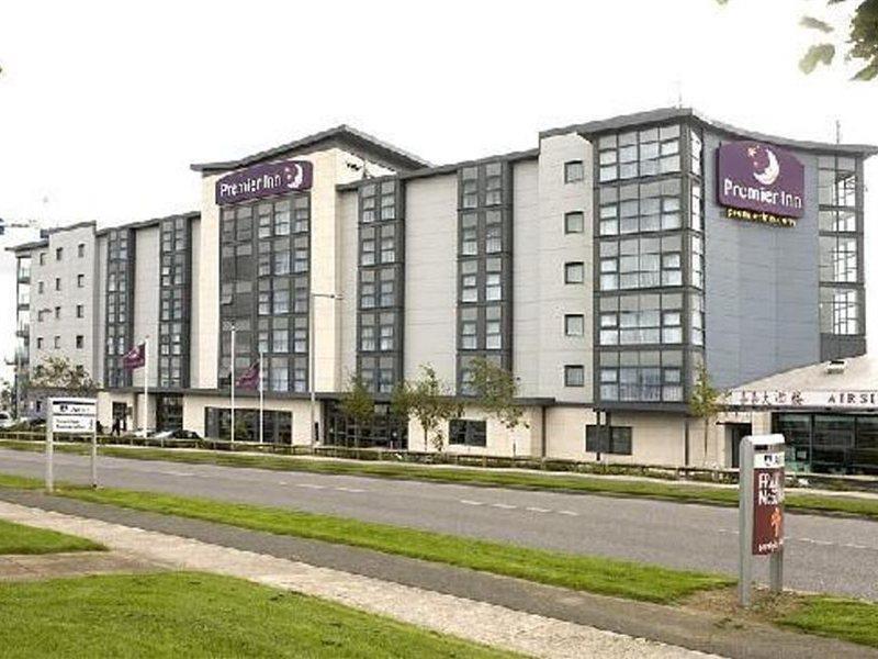 Premier Inn Dublin Airport Swords Ngoại thất bức ảnh