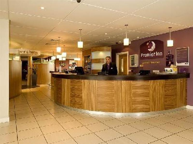 Premier Inn Dublin Airport Swords Ngoại thất bức ảnh