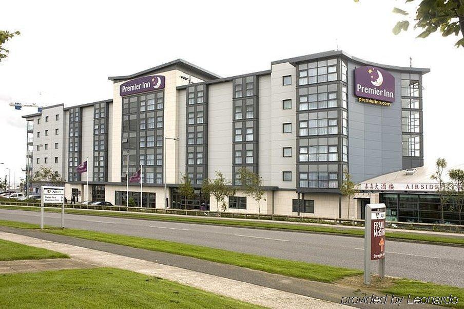 Premier Inn Dublin Airport Swords Ngoại thất bức ảnh