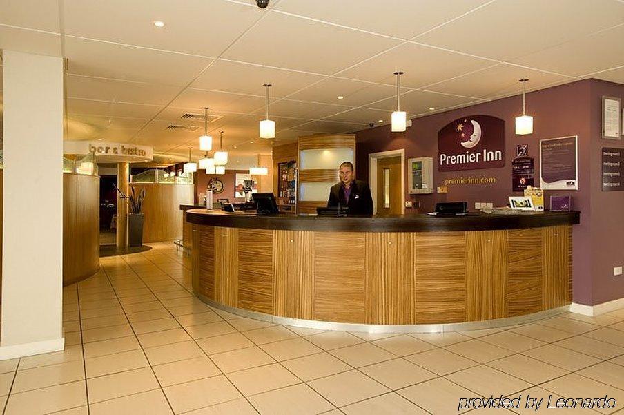 Premier Inn Dublin Airport Swords Ngoại thất bức ảnh